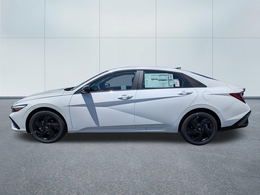New 2026 Hyundai Elantra Sport FWD image 3