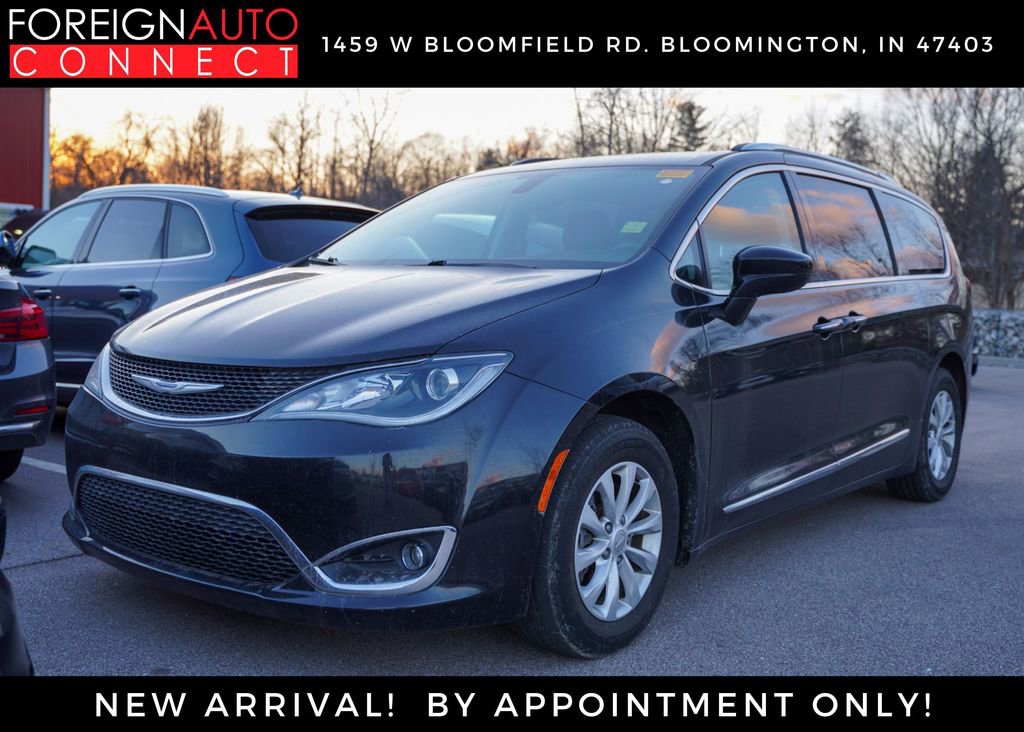 Used 2018 Chrysler Pacifica Touring-L Plus