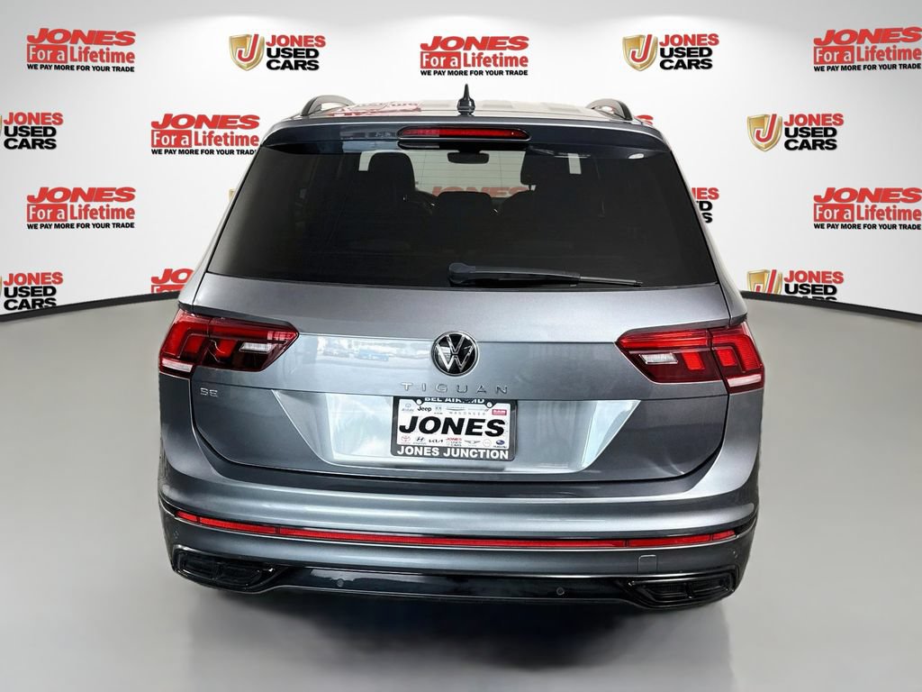 Used 2022 Volkswagen Tiguan SE R-Line FWD image 14
