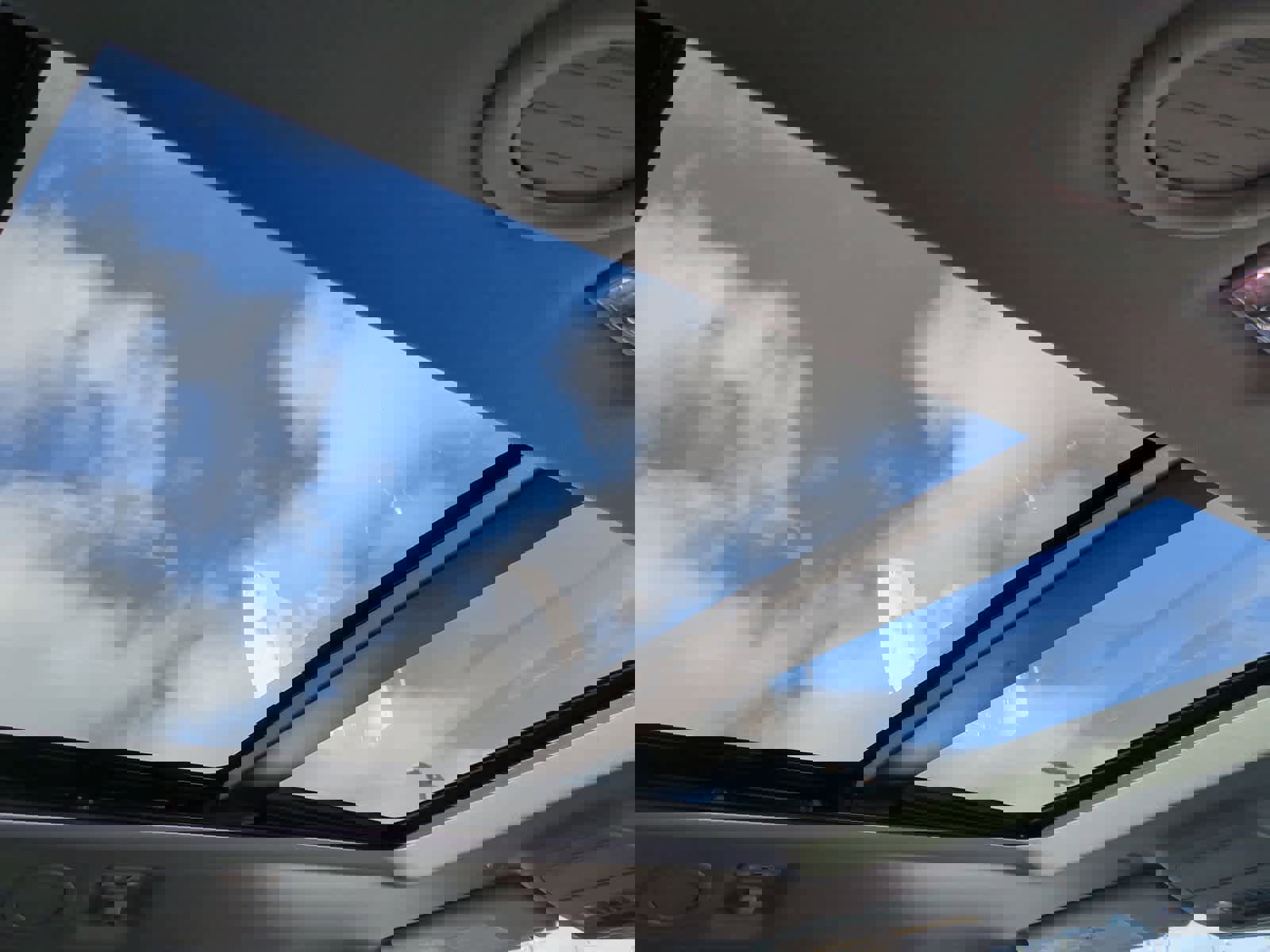 Used 2023 Ford Explorer XLT w/ Equipment Group 202A image 24