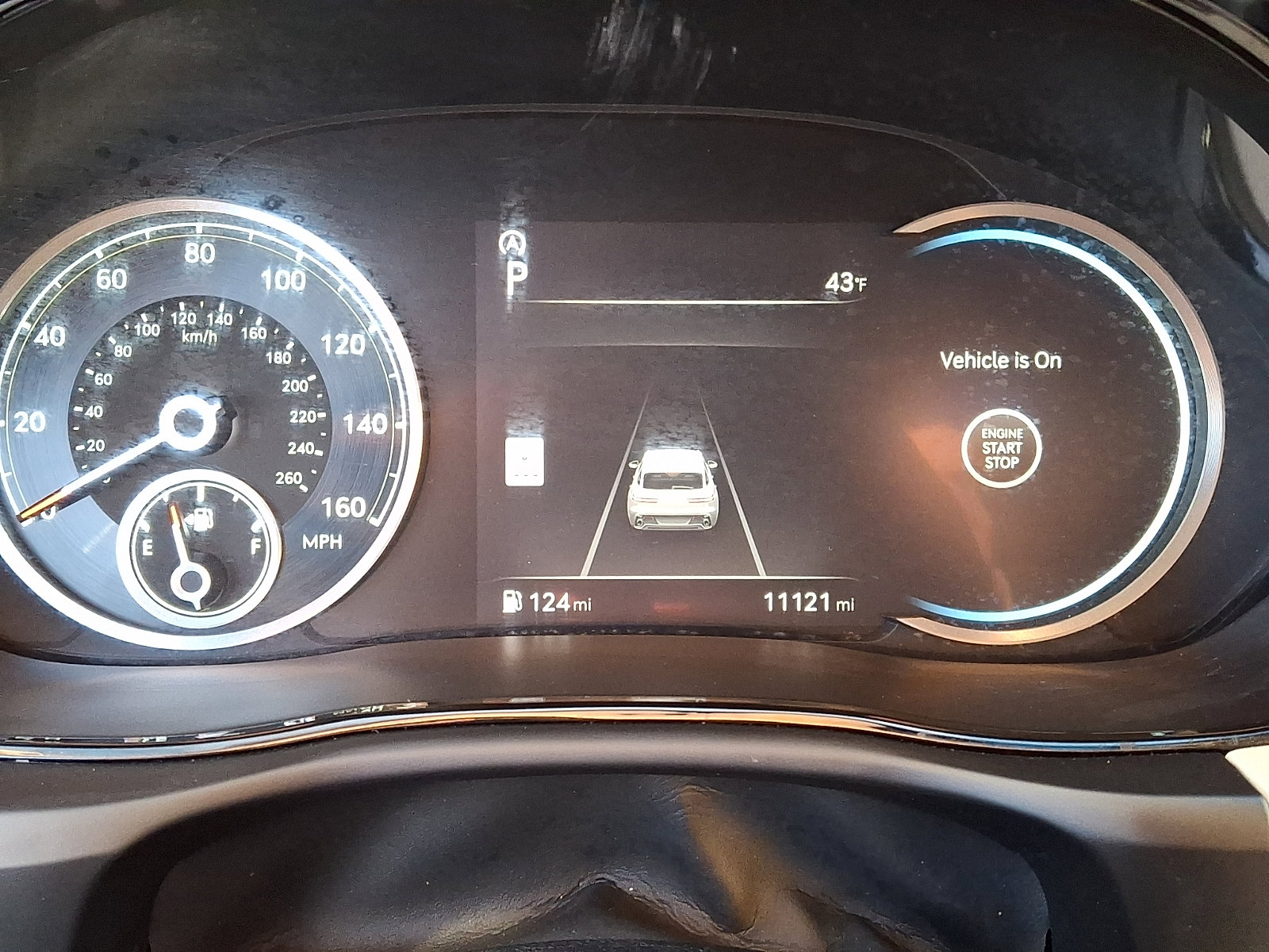 Certified 2025 Genesis GV70 2.5T w/ Advanced Package image 25