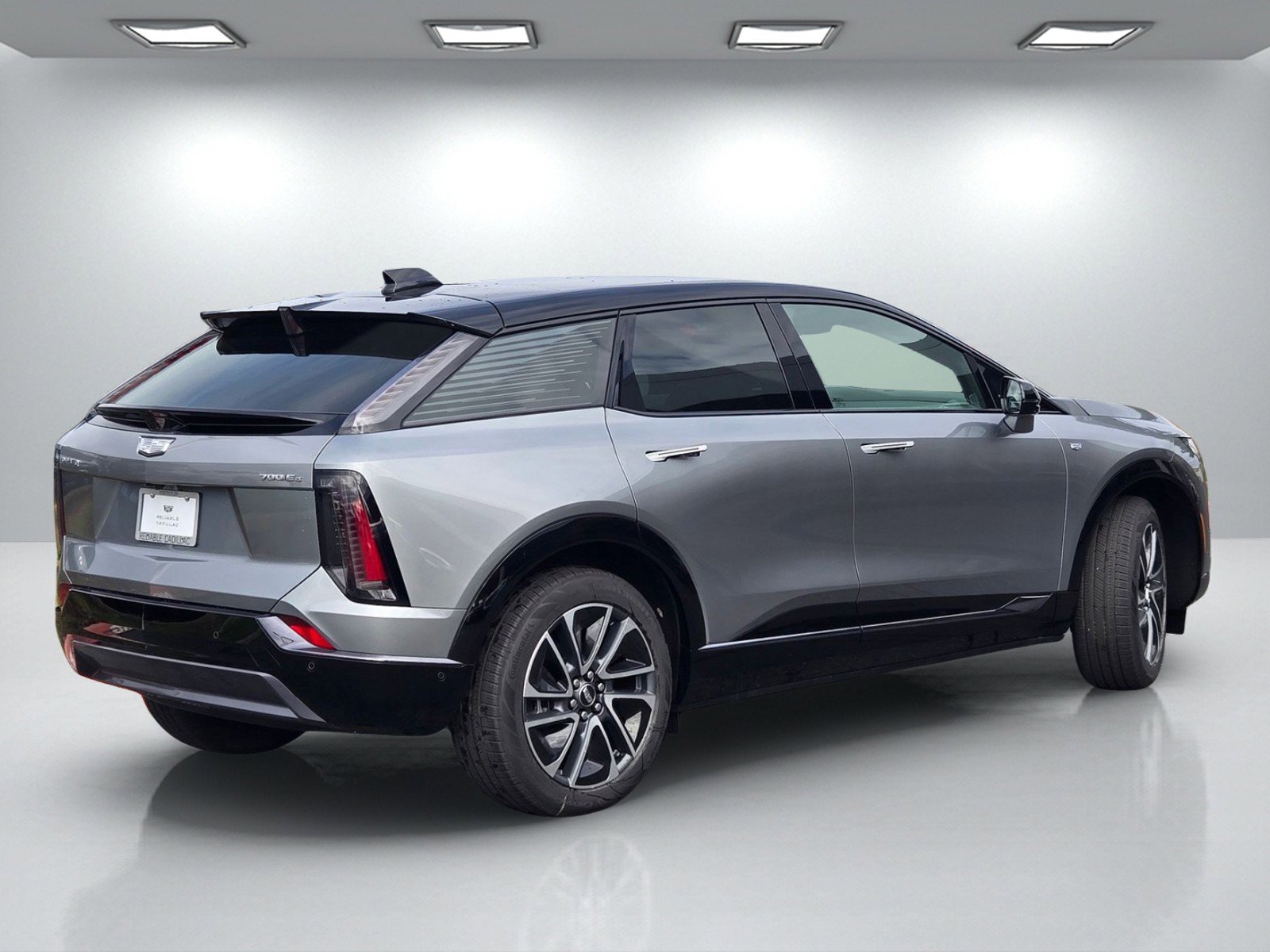 New 2026 Cadillac Optiq Sport 2 image 4