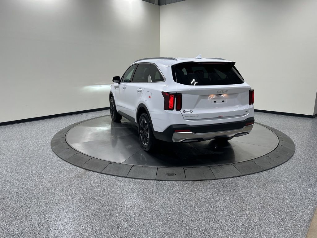 New 2026 Kia Sorento S image 7
