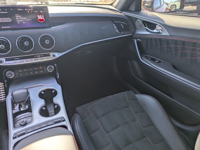 Used 2023 Kia Stinger GT2 image 18