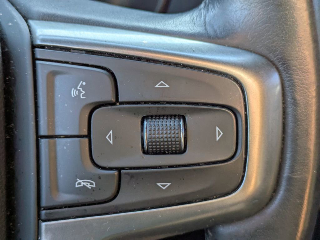 Used 2021 Chevrolet Suburban LS RWD image 25