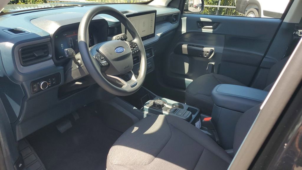 Used 2025 Ford Maverick XL FWD image 18