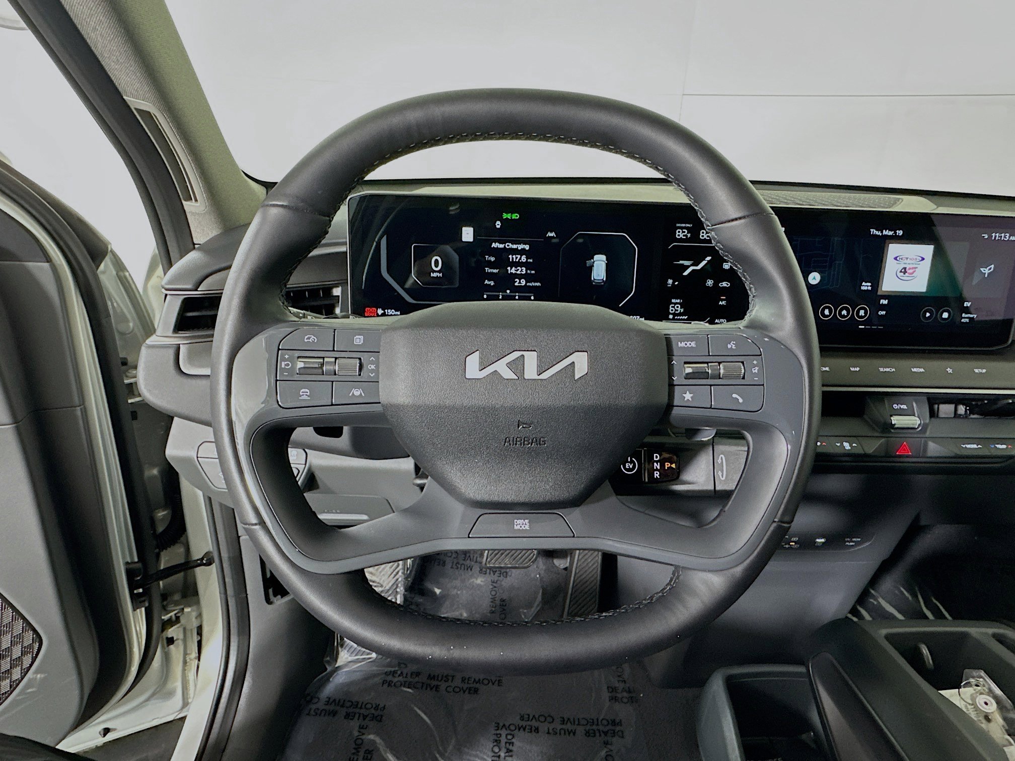 Used 2026 Kia EV9 Light image 15