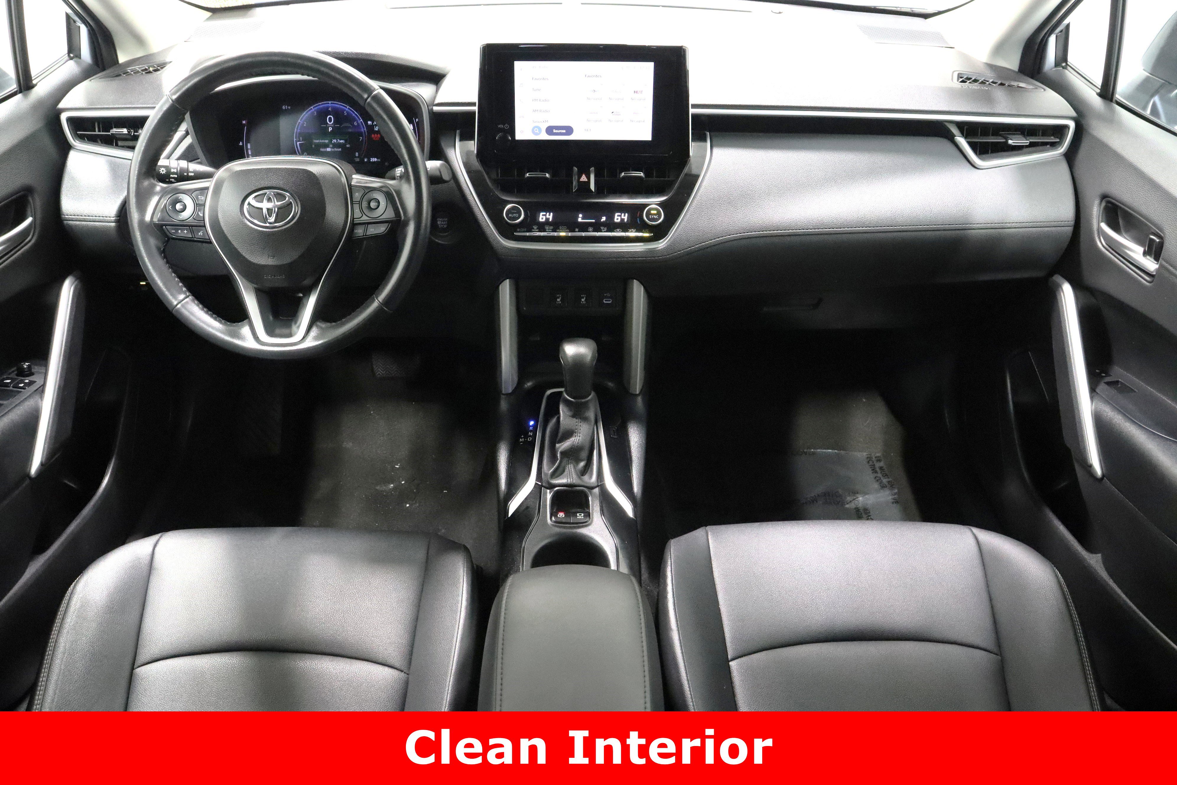 Certified 2024 Toyota Corolla Cross XLE image 31