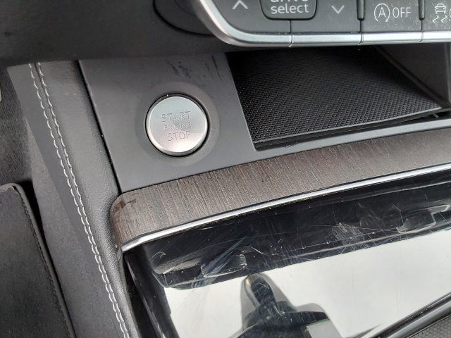 Used 2024 Audi Q5 2.0T Premium Plus AWD/4WD image 29