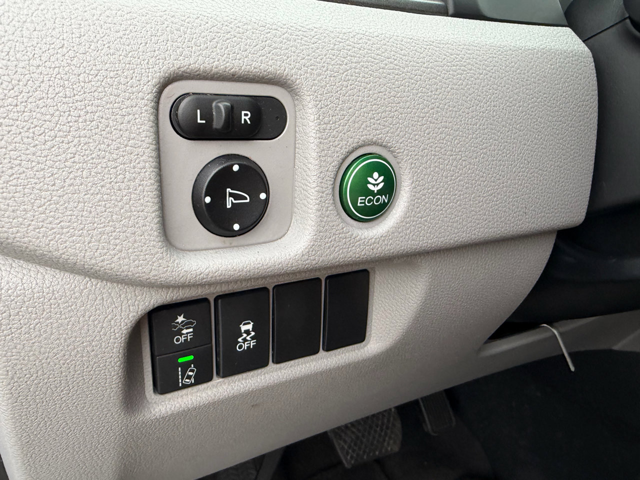 Used 2019 Honda Pilot LX image 16