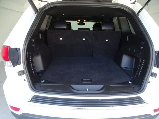 Certified 2022 Jeep Grand Cherokee Limited AWD/4WD image 24