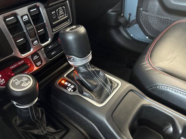 Used 2025 Jeep Wrangler Unlimited Rubicon AWD/4WD image 32