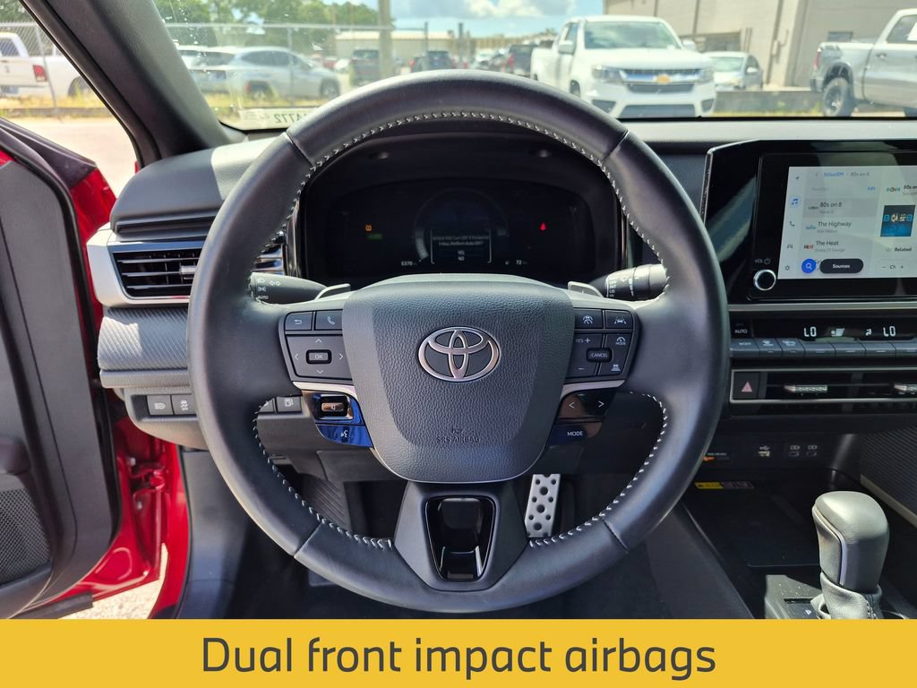 Used 2025 Toyota Camry SE FWD image 31