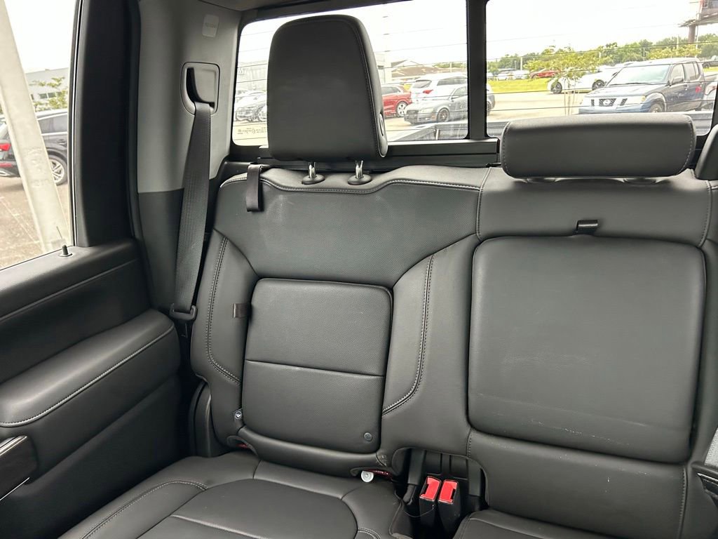 Used 2020 Chevrolet Silverado 2500 LTZ AWD/4WD image 12