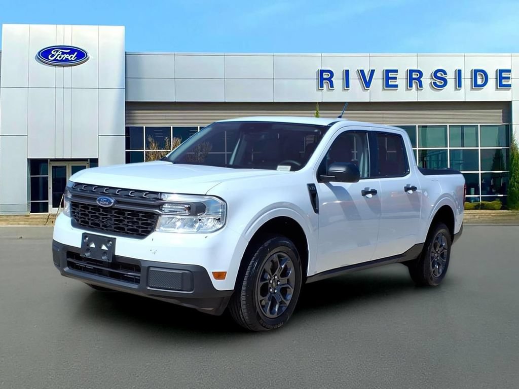 Used 2024 Ford Maverick XLT FWD image 3