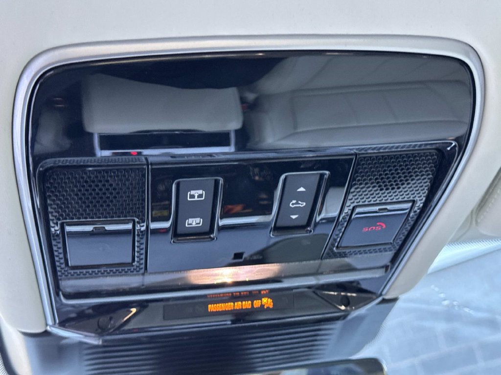 Certified 2024 Land Rover Range Rover Autobiography AWD/4WD image 25