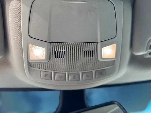 Used 2019 Ford Edge SEL w/ Equipment Group 201A image 18