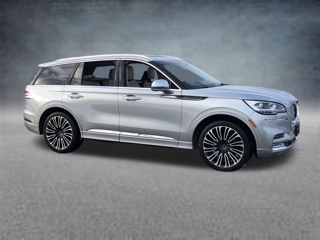 Used 2020 Lincoln Aviator Black Label w/ Dynamic Handling Package image 12