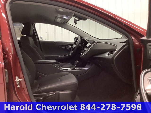 Used 2019 Chevrolet Malibu LT image 11
