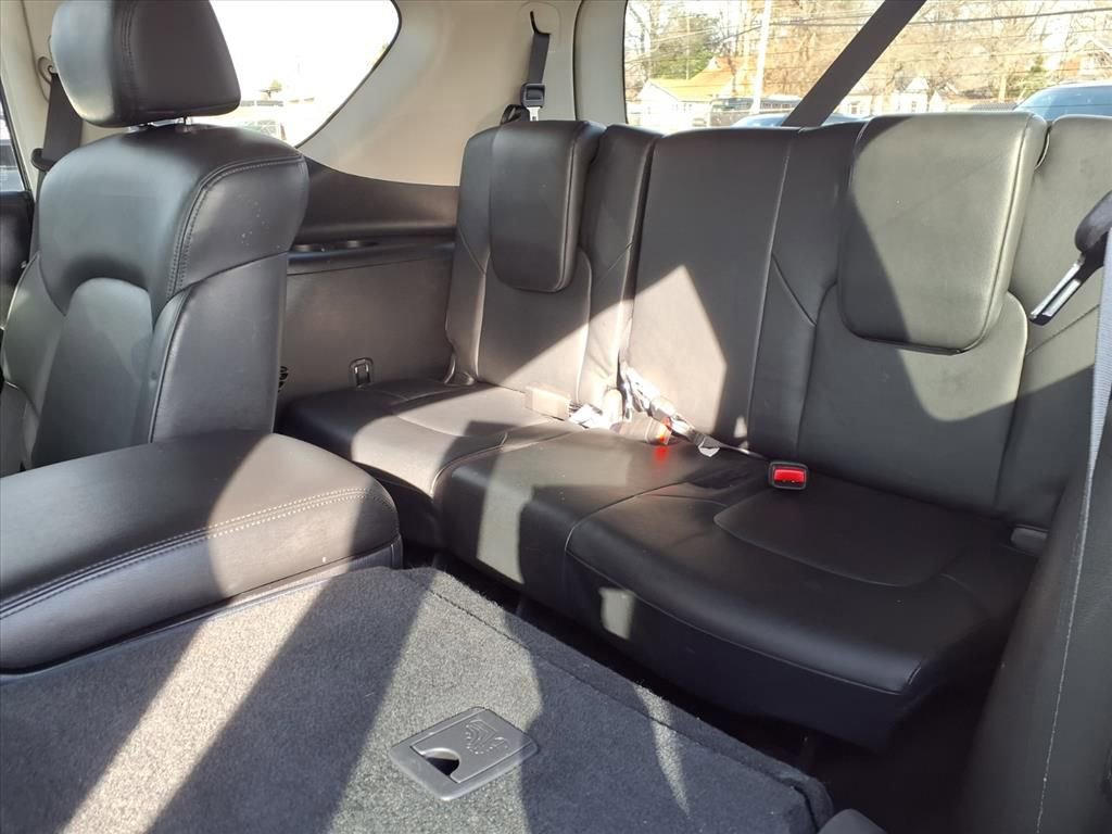 Used 2024 Nissan Armada SL w/ Captain's Chairs Package AWD/4WD image 12