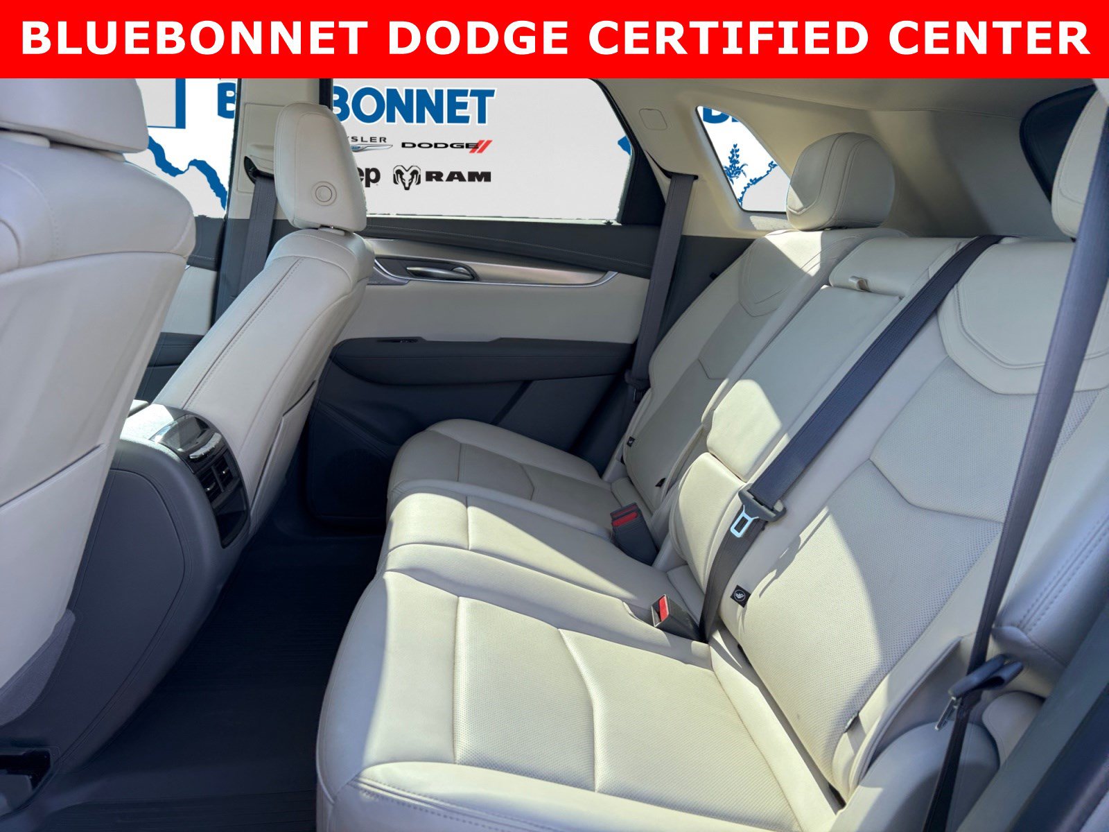 Used 2024 Cadillac XT5 Premium Luxury w/ Technology Package FWD image 22