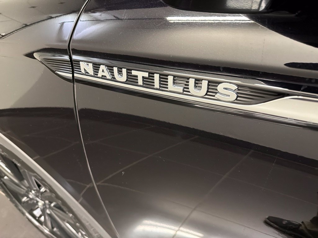 Certified 2023 Lincoln Nautilus Reserve w/ Monochromatic Package AWD/4WD image 36