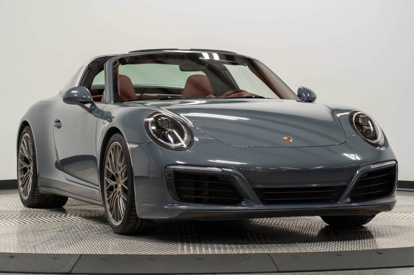 Used 2017 Porsche 911 Targa 4S image 24