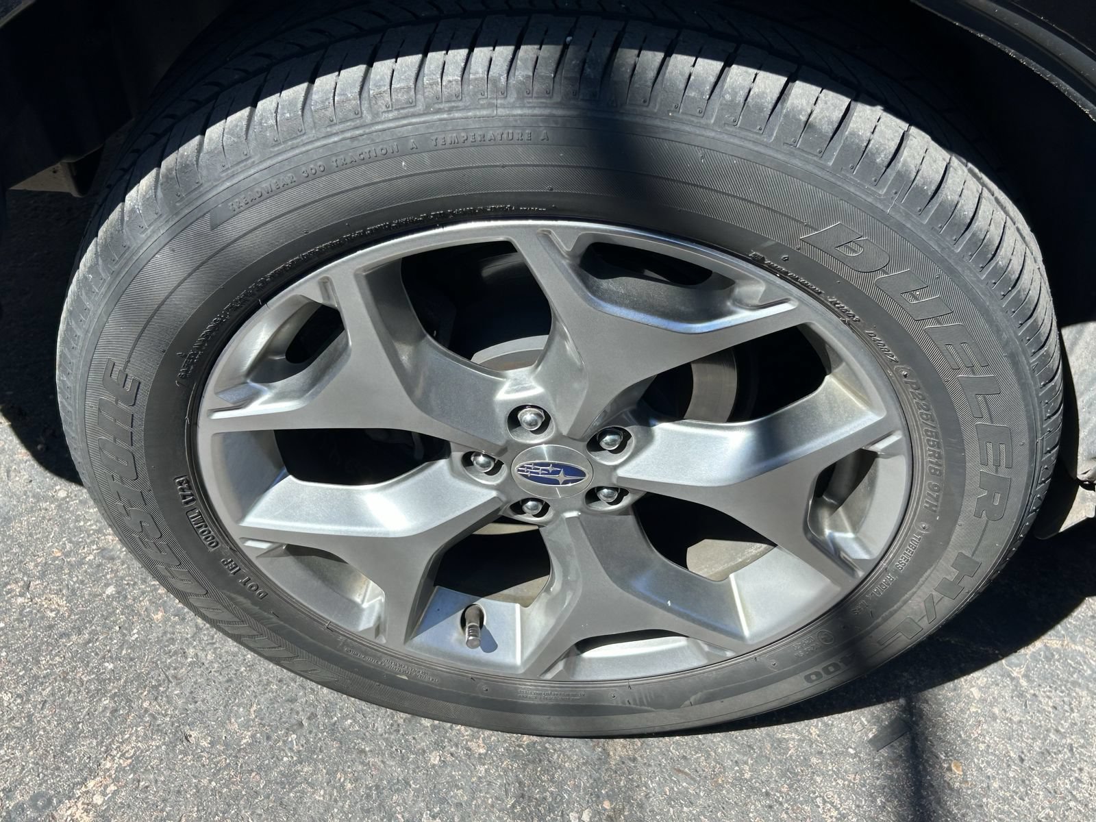 Used 2018 Subaru Forester 2.5i Touring AWD/4WD image 12
