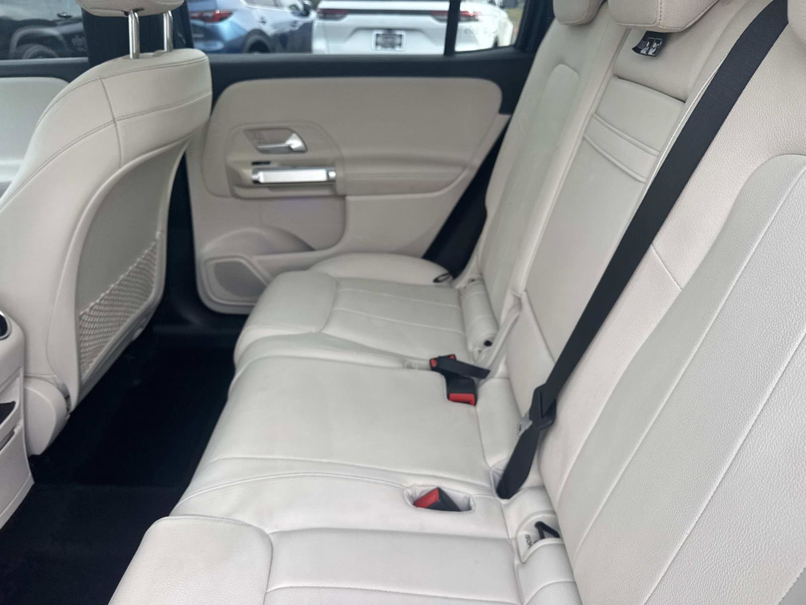 Used 2021 Mercedes-Benz GLB 250 image 13