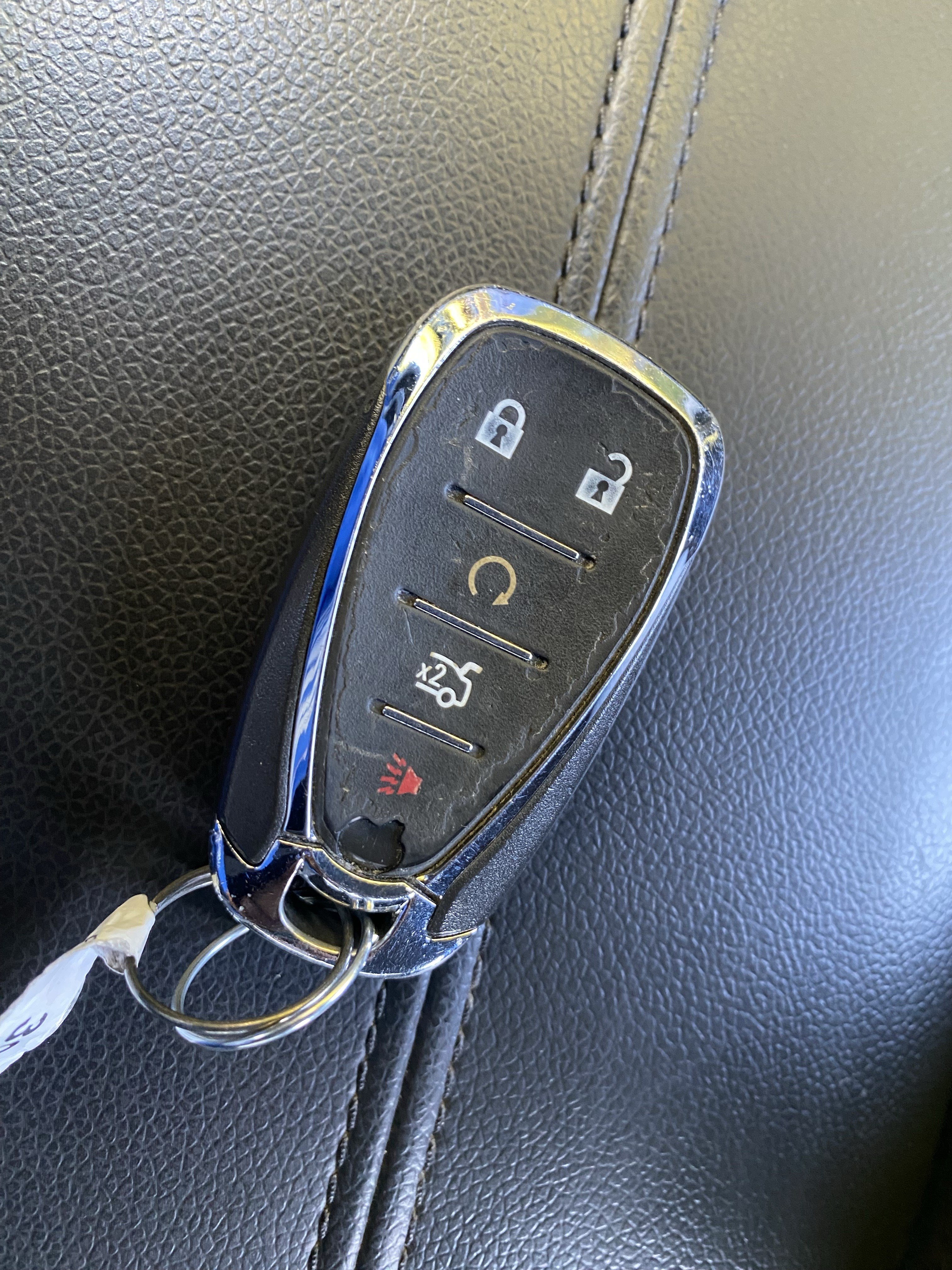 Used 2020 Chevrolet Malibu LT FWD image 35