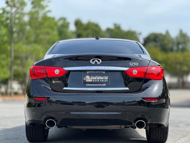 Used 2017 INFINITI Q50 2.0t w/ Moonroof Package RWD image 6