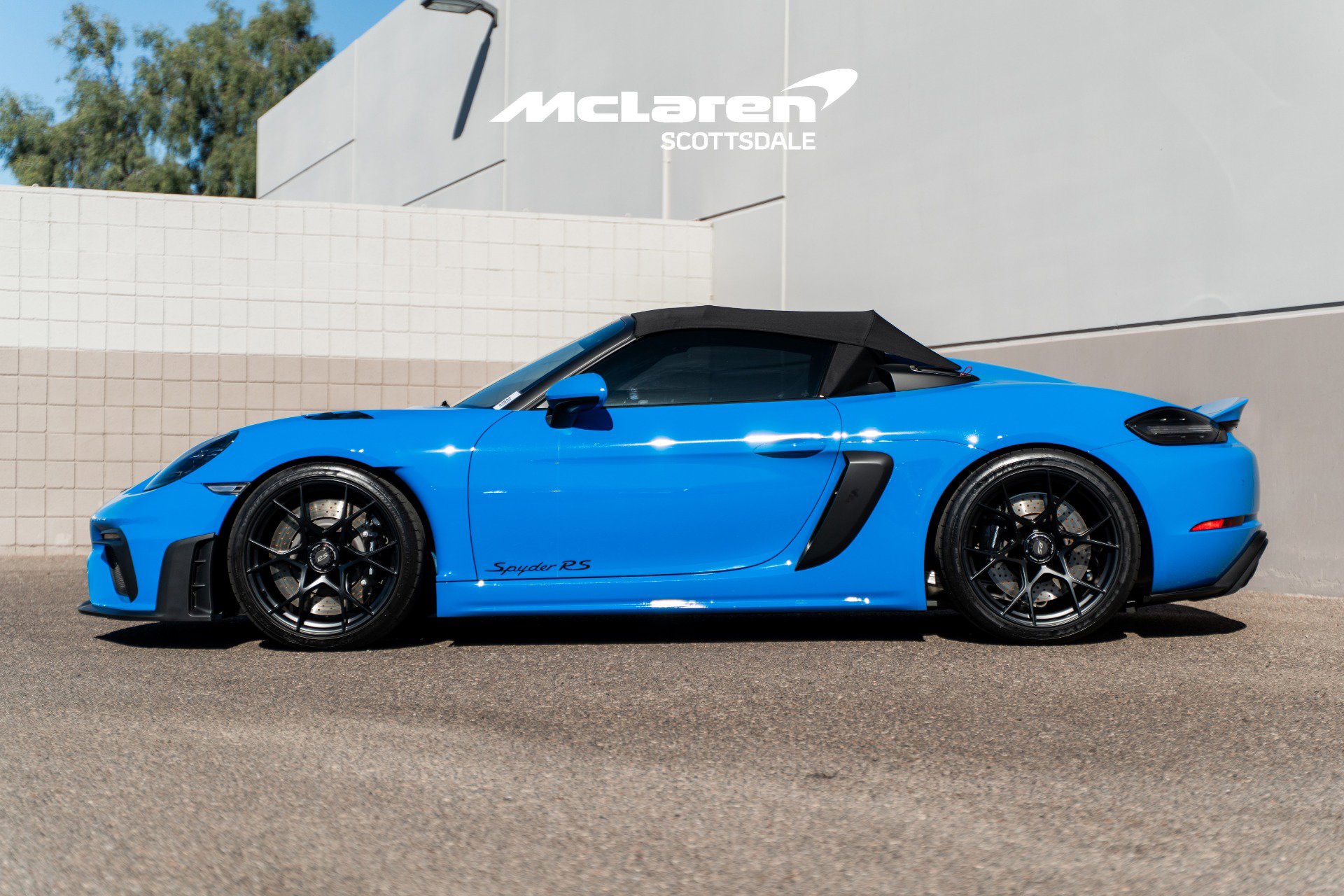 Used 2024 Porsche 718 Boxster Spyder RS w/ Light Design Package image 40