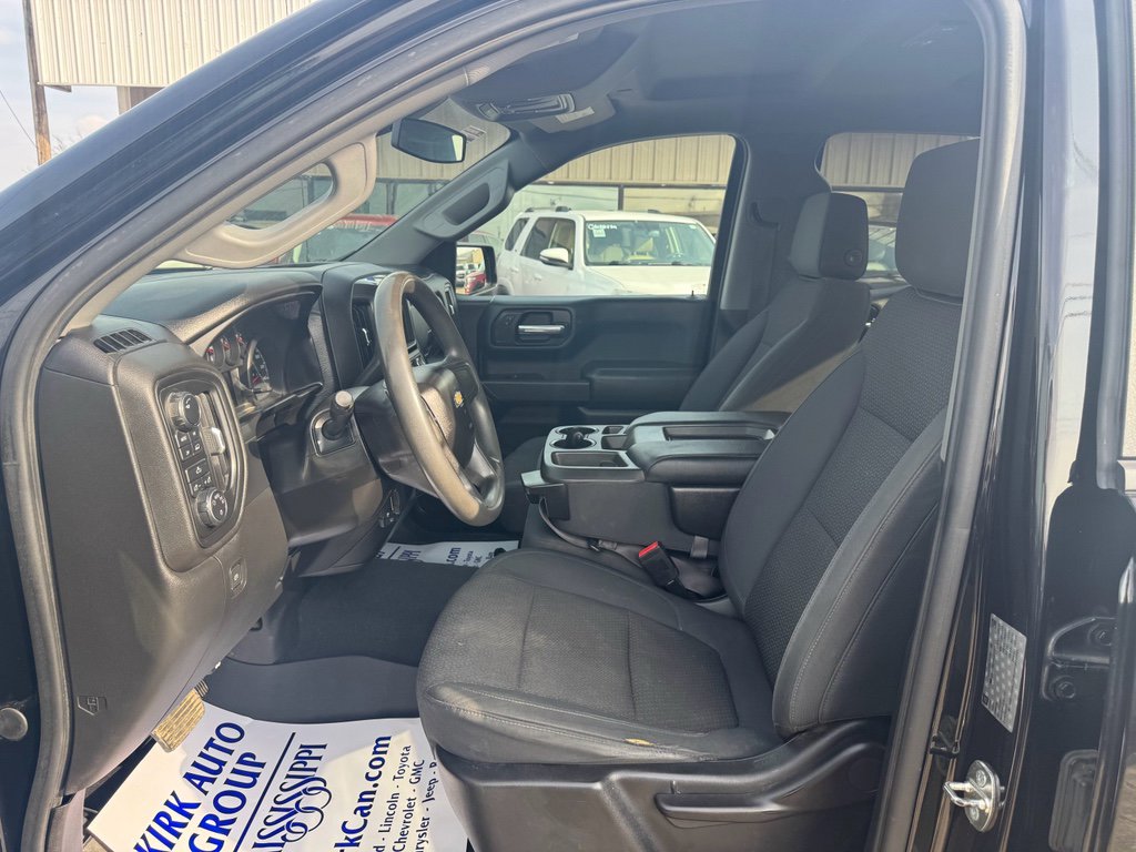 Used 2019 Chevrolet Silverado 1500 Custom w/ Custom Convenience Package image 14