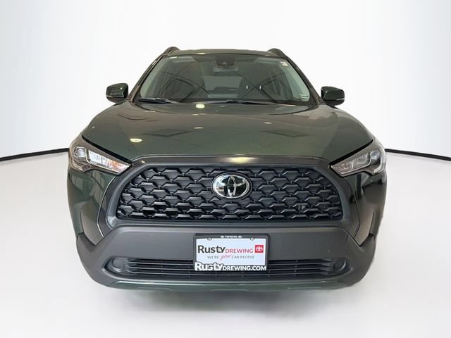 Certified 2022 Toyota Corolla Cross LE w/ Moonroof Package AWD/4WD image 2
