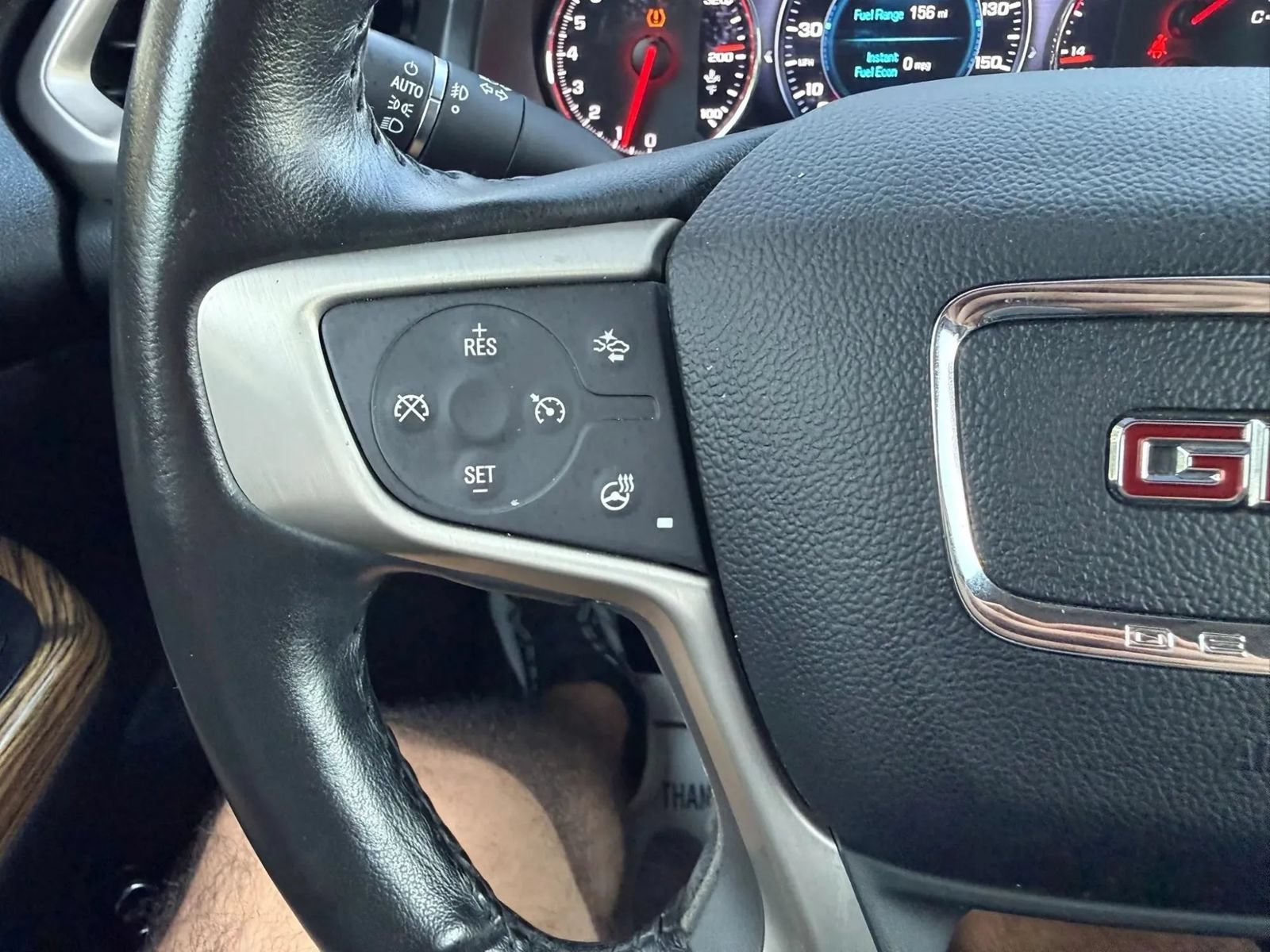 Used 2019 GMC Acadia Denali w/ Technology Package FWD image 38
