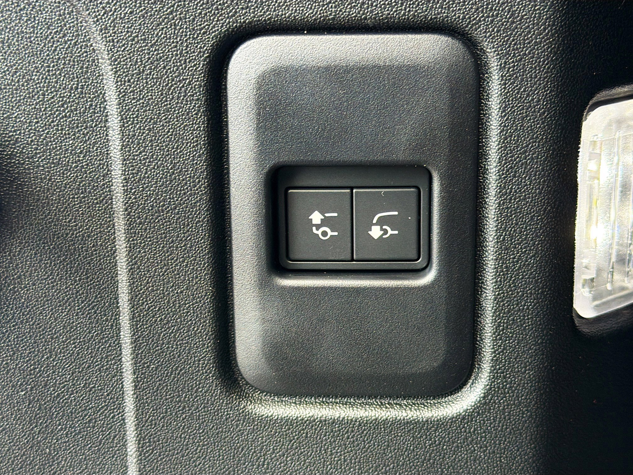 New 2026 Land Rover Defender 110 X image 13