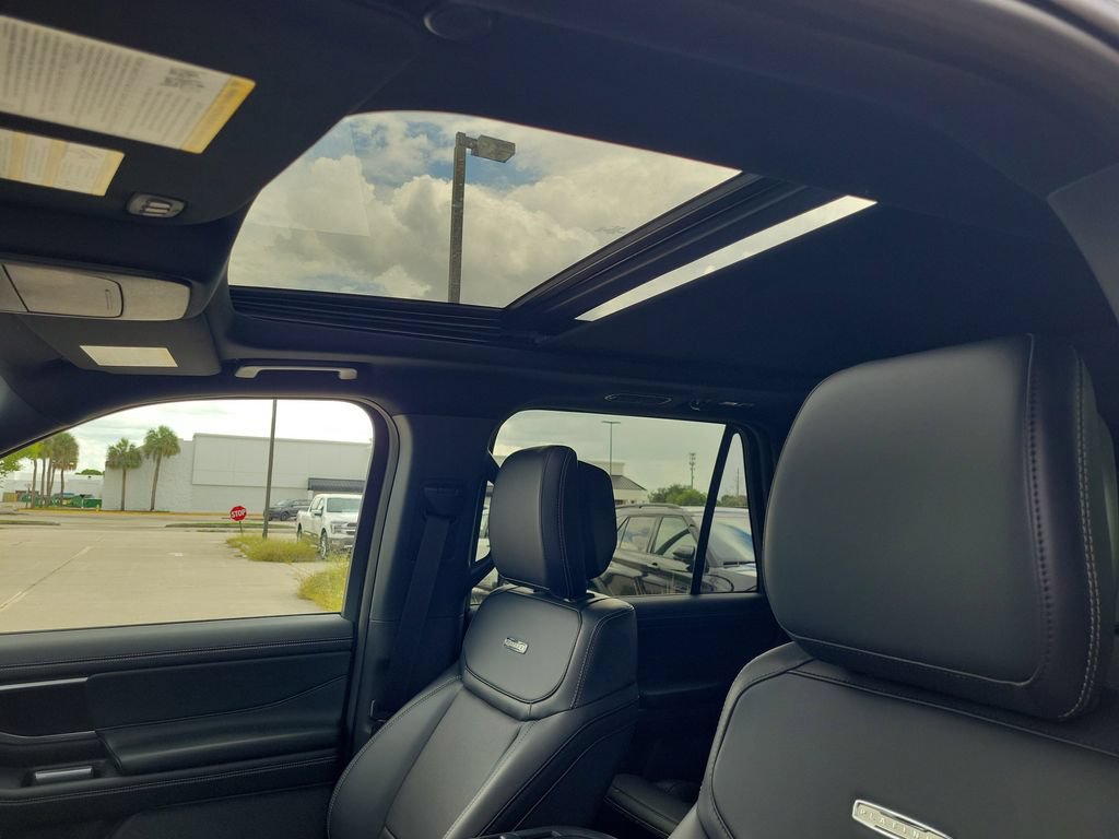 New 2026 Ford Expedition Max Platinum w/ Stealth Appearance Package AWD/4WD image 22
