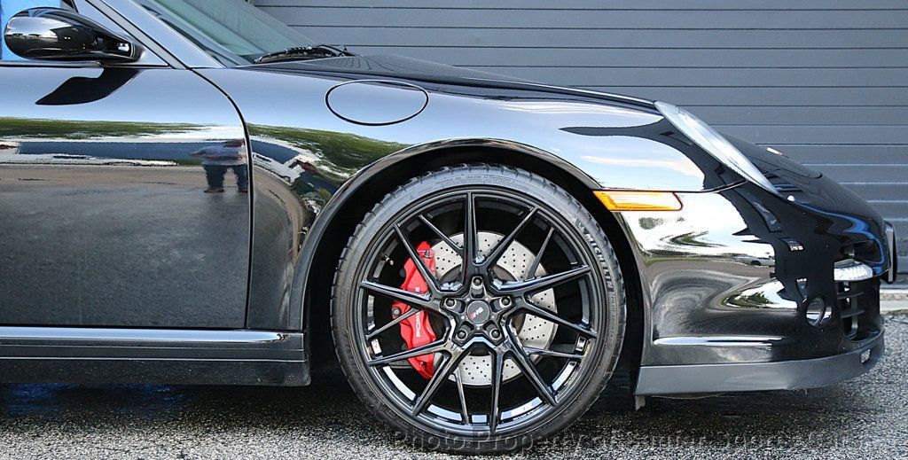 Used 2009 Porsche 911 Turbo image 16