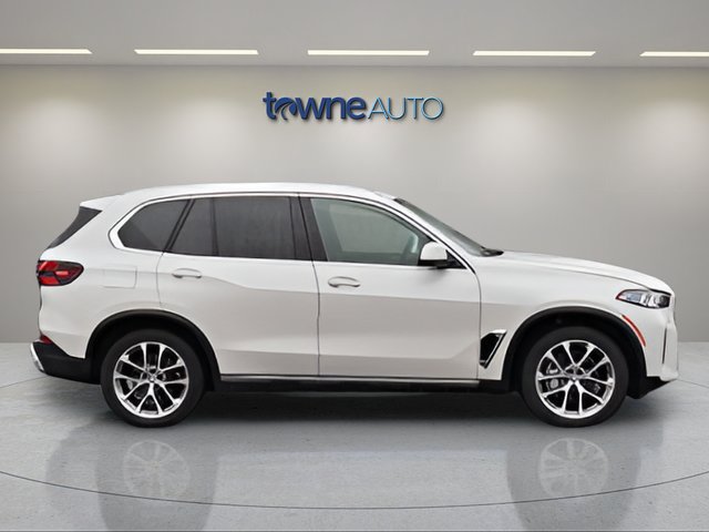 Used 2024 BMW X5 xDrive40i w/ Premium Package AWD/4WD image 7