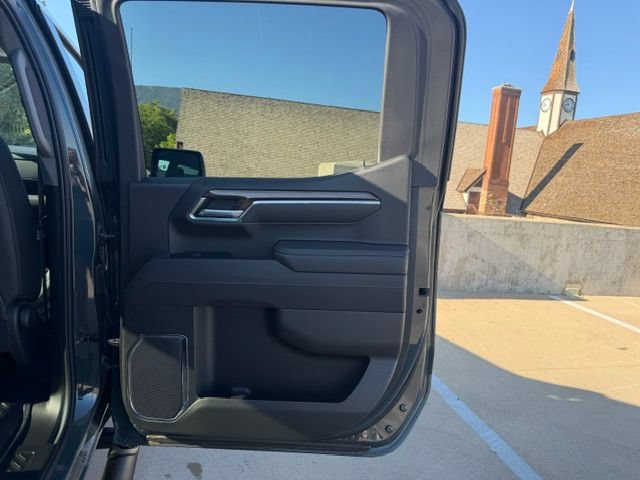Used 2025 Chevrolet Silverado 1500 LT Trail Boss w/ Convenience Package II AWD/4WD image 17