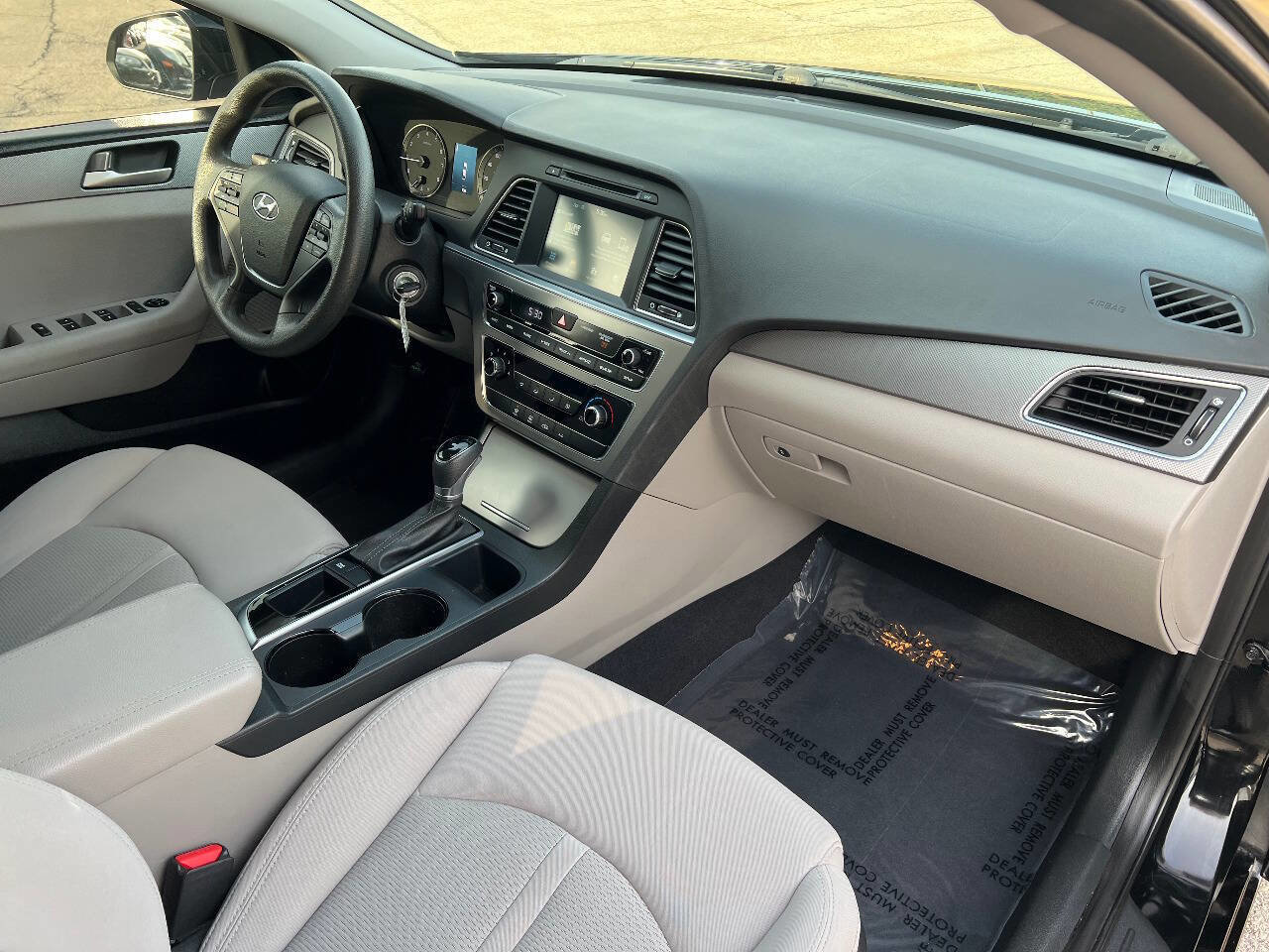 Used 2017 Hyundai Sonata ECO image 23