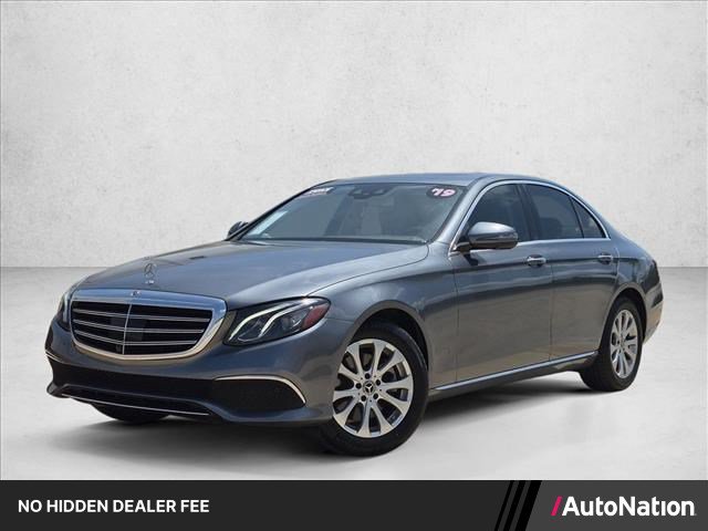 Used 2019 Mercedes-Benz E 300 image 1
