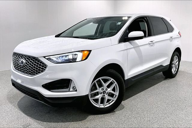Used 2023 Ford Edge SEL w/ Convenience Package image 3