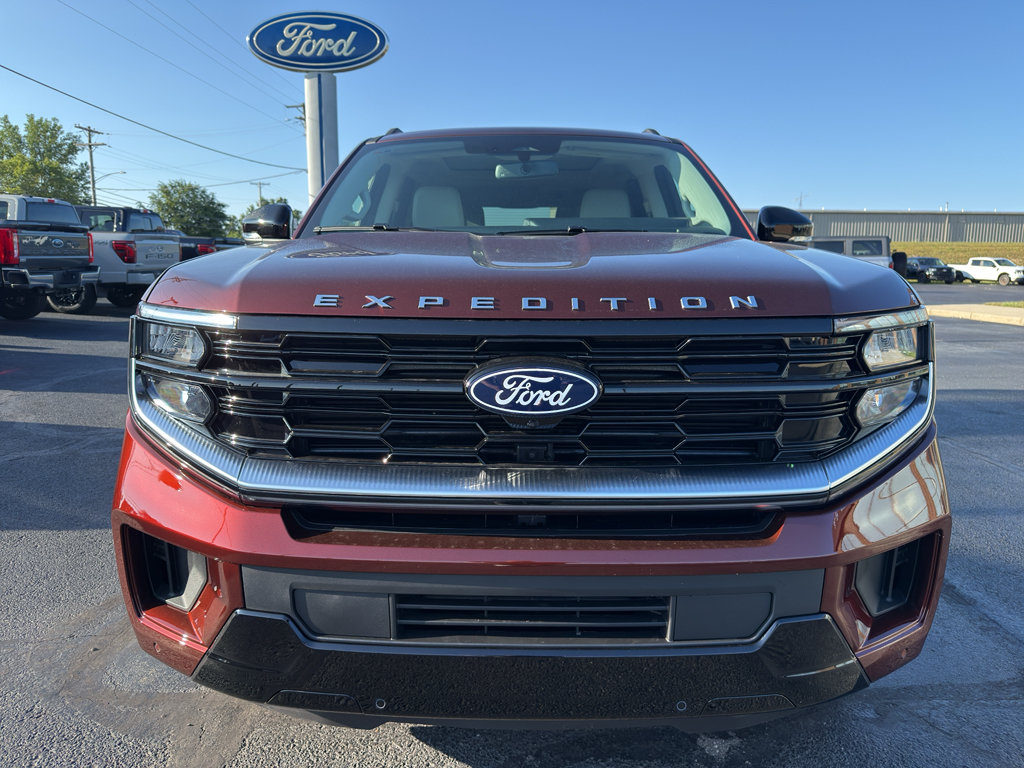 New 2027 Ford Expedition Max Platinum w/ Platinum Ultimate Package AWD/4WD image 3