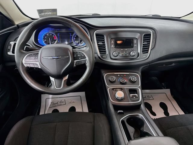 Used 2015 Chrysler 200 LX FWD image 21