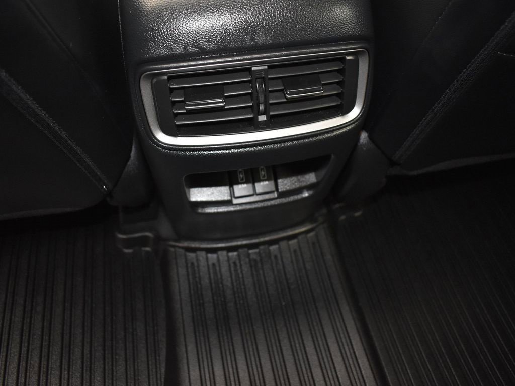 Used 2021 Honda CR-V Touring image 18