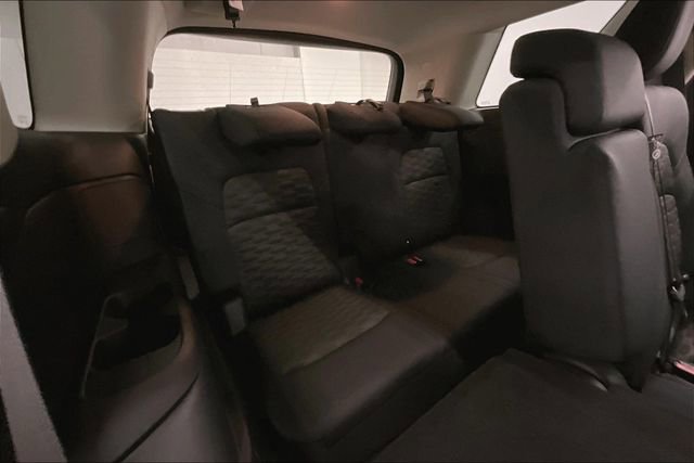 New 2025 Nissan Pathfinder S image 32