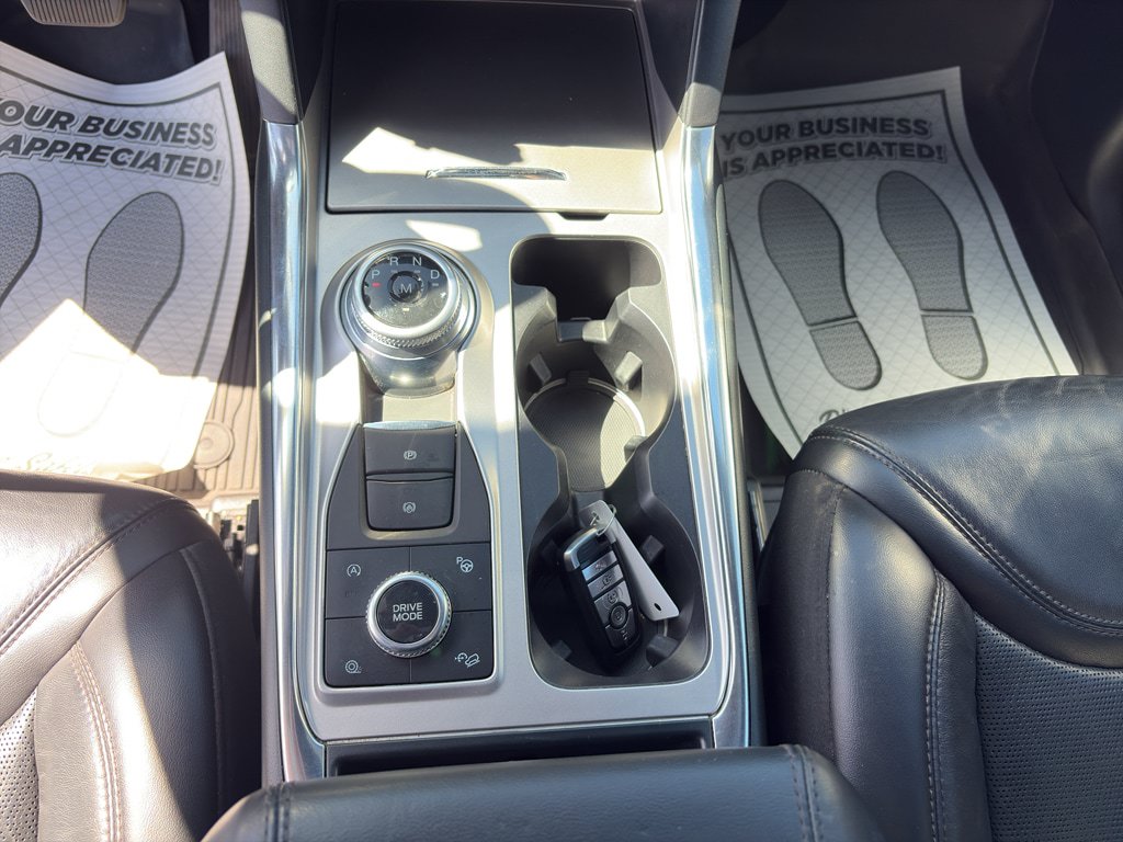 Used 2020 Ford Explorer Platinum AWD/4WD image 16