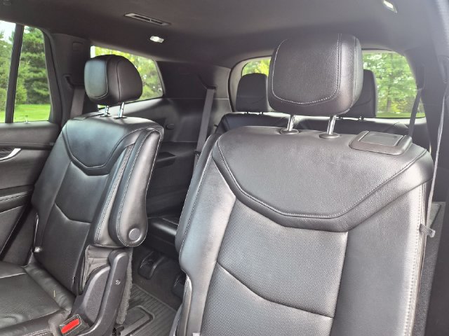 Used 2020 Cadillac XT6 Premium Luxury AWD/4WD image 36