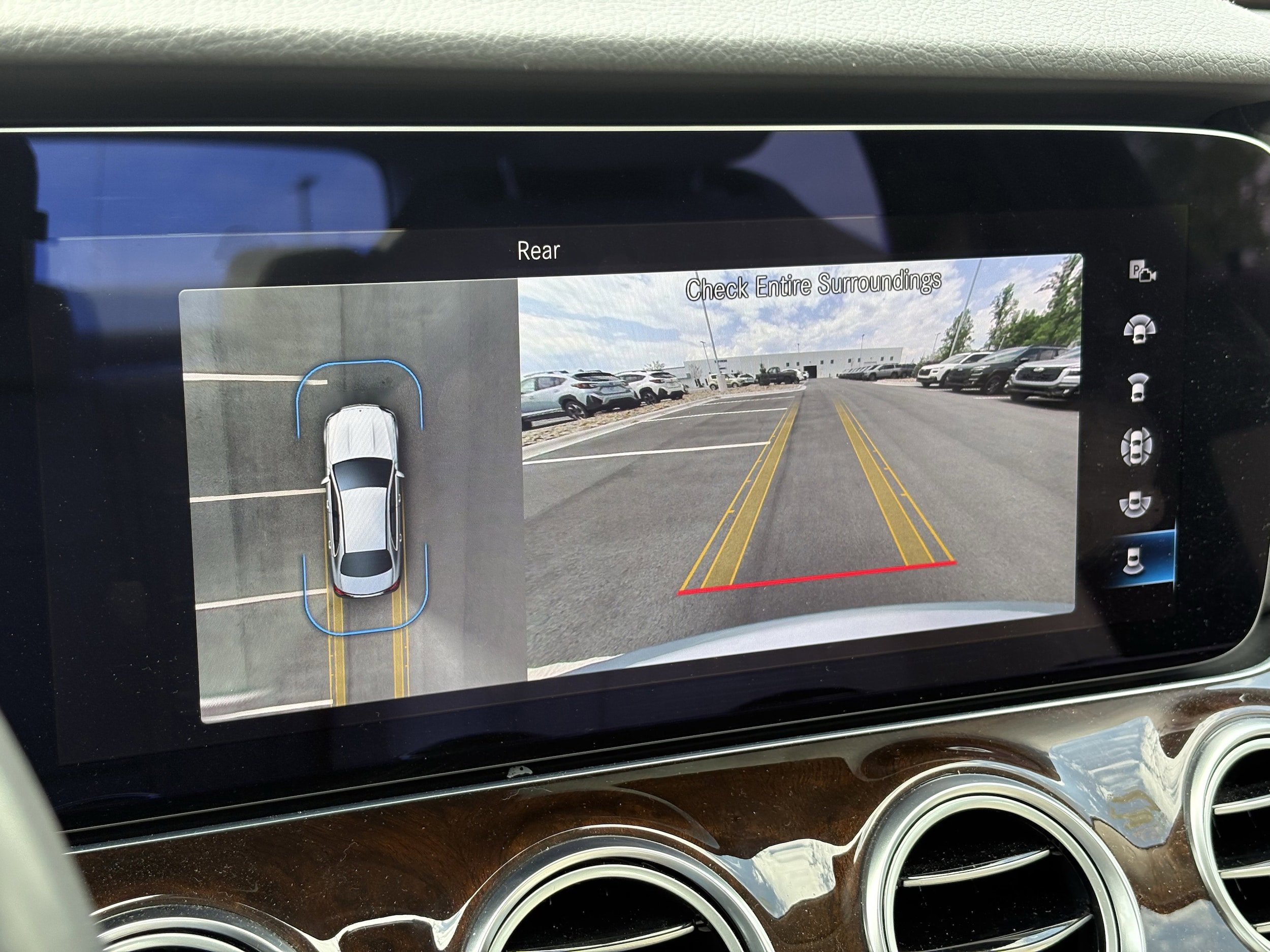 Used 2021 Mercedes-Benz E 350 4MATIC Sedan image 25